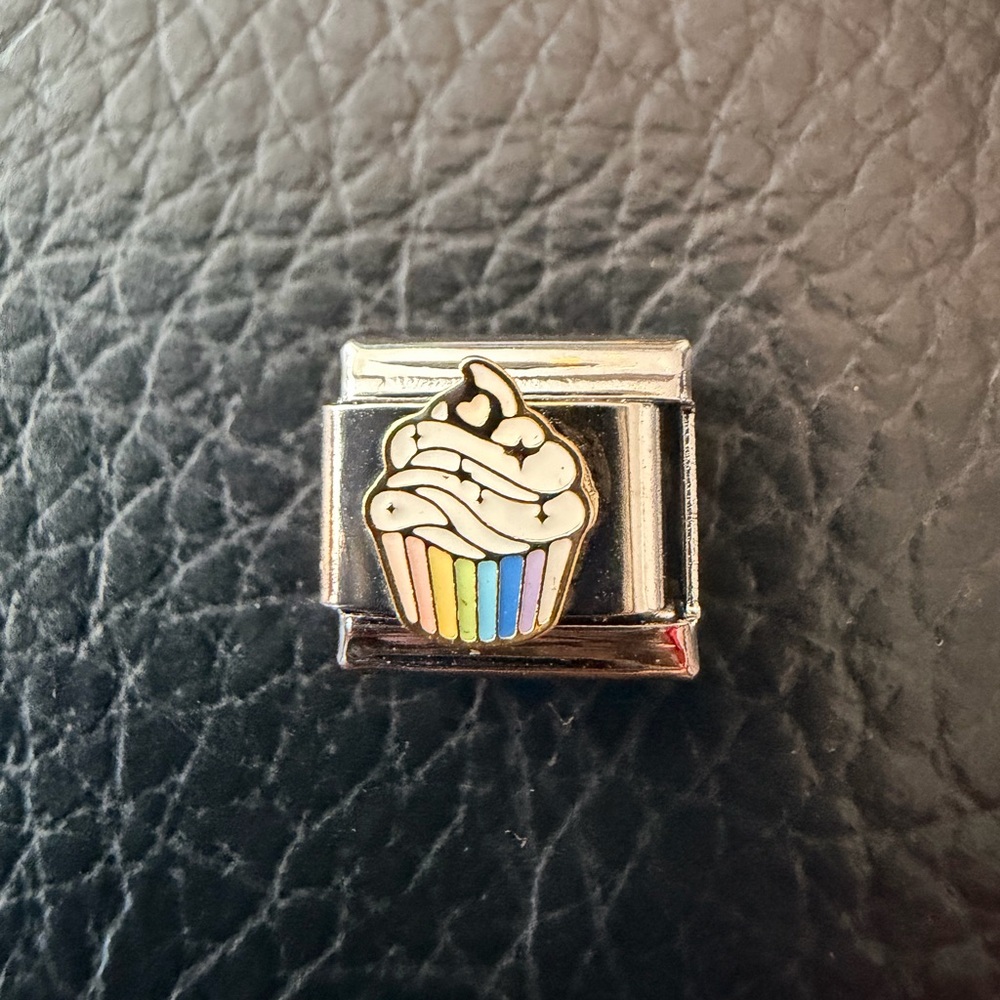 Rainbow Cupcake Italian Charm Link – 9mm Sweet Treat Charm